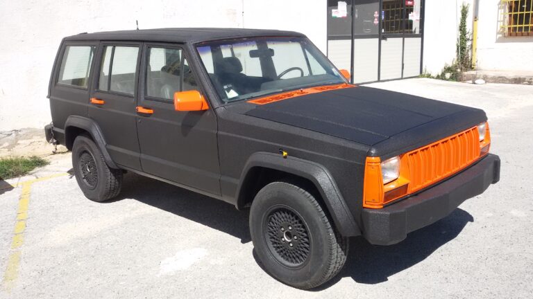 JEEP POLIUREA COACTING